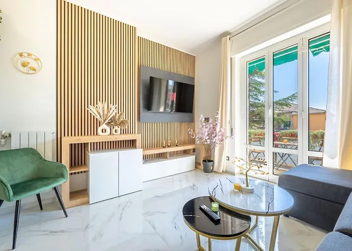 Apartment Royal Balbi 1 *